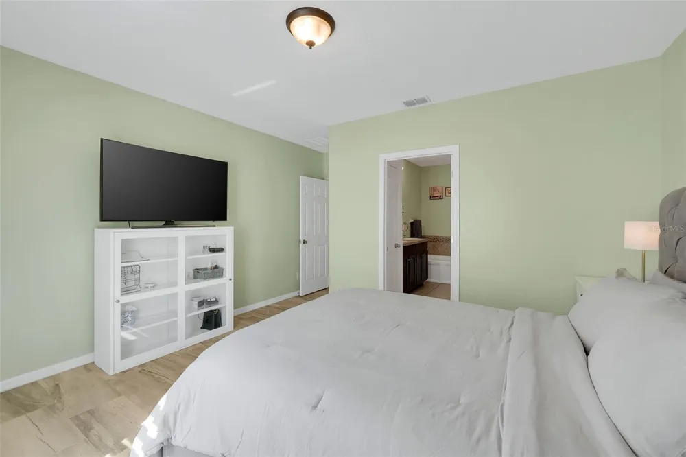 491 KESTREL DRIVE Groveland, FL 34736
