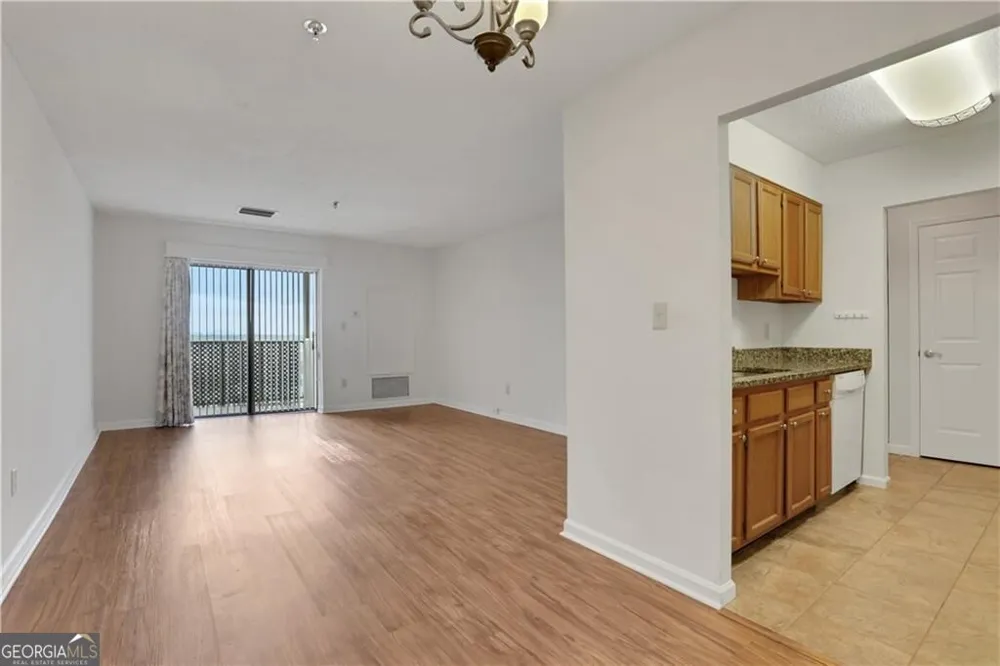 300 Johnson Ferry RD NE Sandy Springs, GA 30328