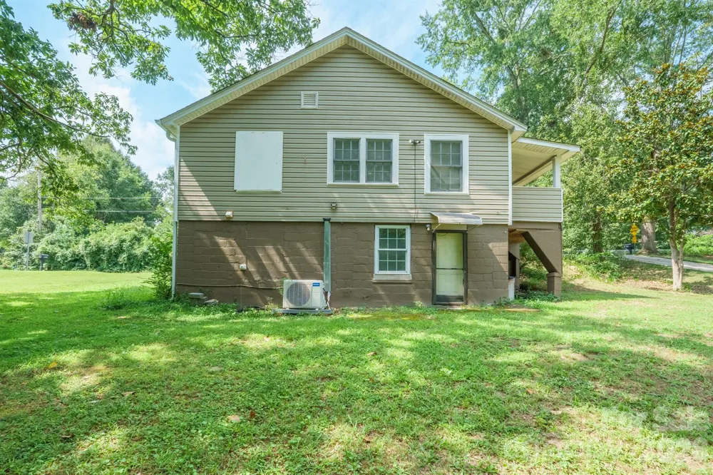 1028 East Drive Gastonia, NC 28052