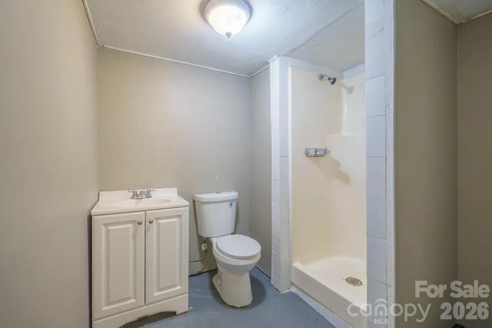 1028 East Drive Gastonia, NC 28052