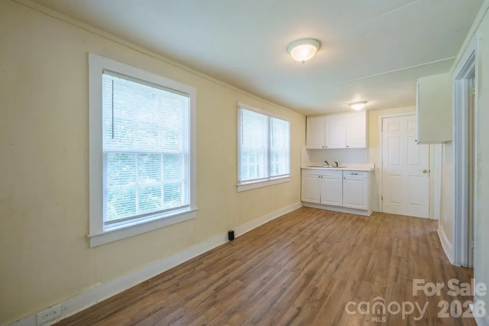 1028 East Drive Gastonia, NC 28052