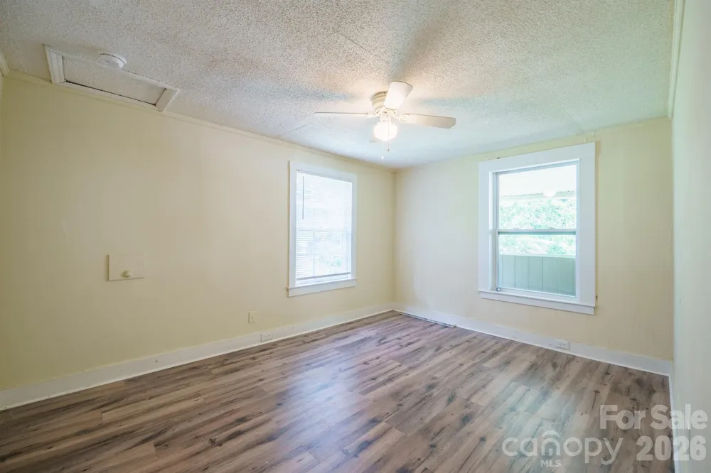 1028 East Drive Gastonia, NC 28052