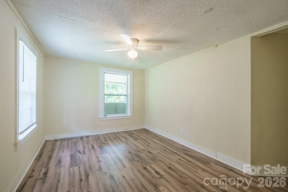 1028 East Drive Gastonia, NC 28052