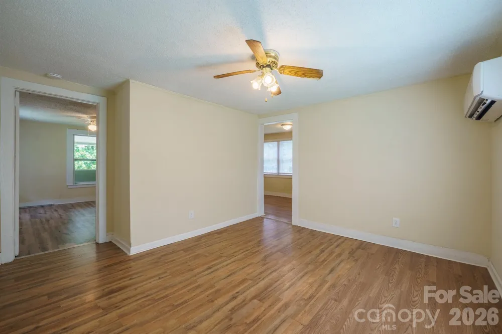 1028 East Drive Gastonia, NC 28052