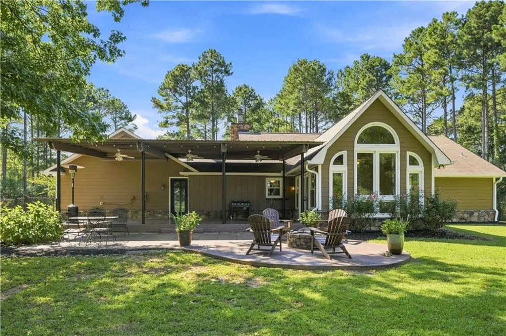 134 Hawkins Road Armuchee, GA 30105