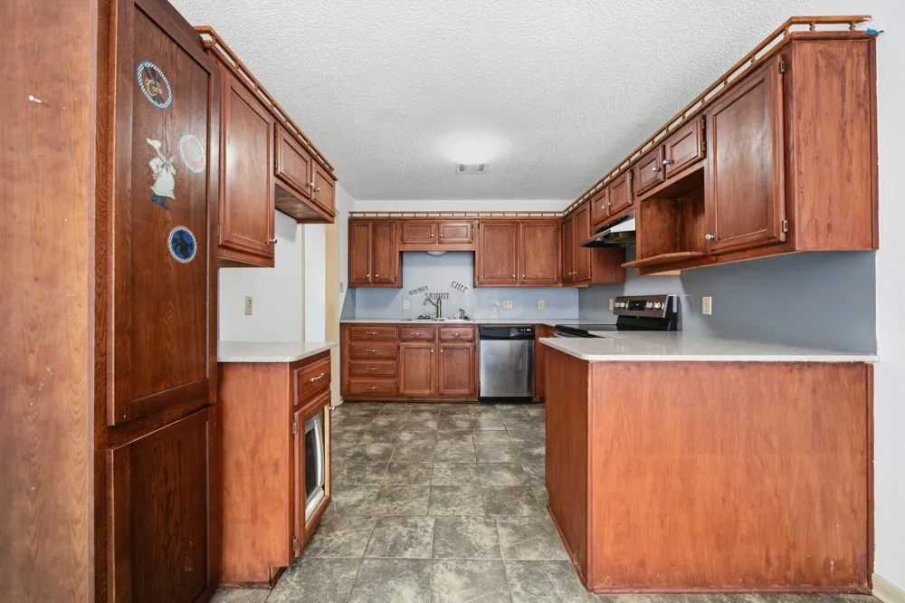 1111 Springhill Street Bellmead, TX 76705