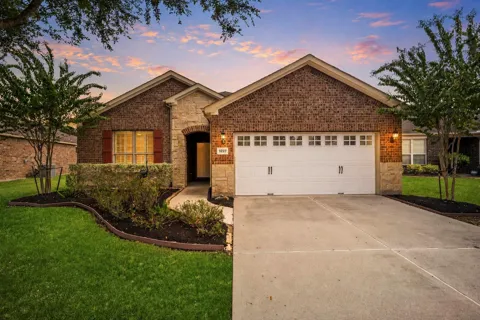 3227 Persimmon Grove