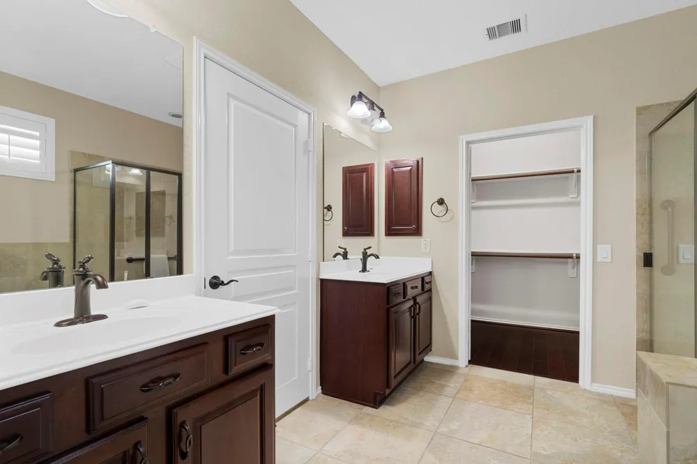 3227 Persimmon Grove Richmond, TX 77469