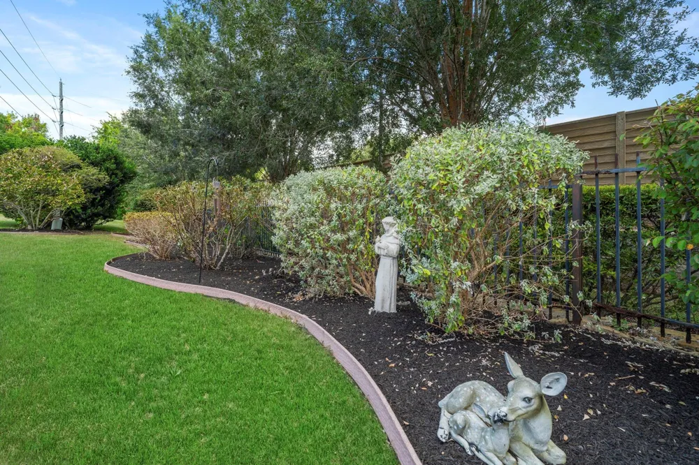 3227 Persimmon Grove Richmond, TX 77469