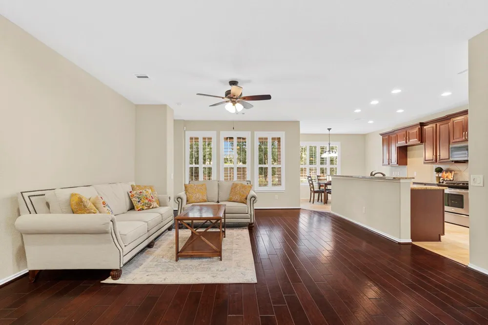 3227 Persimmon Grove Richmond, TX 77469