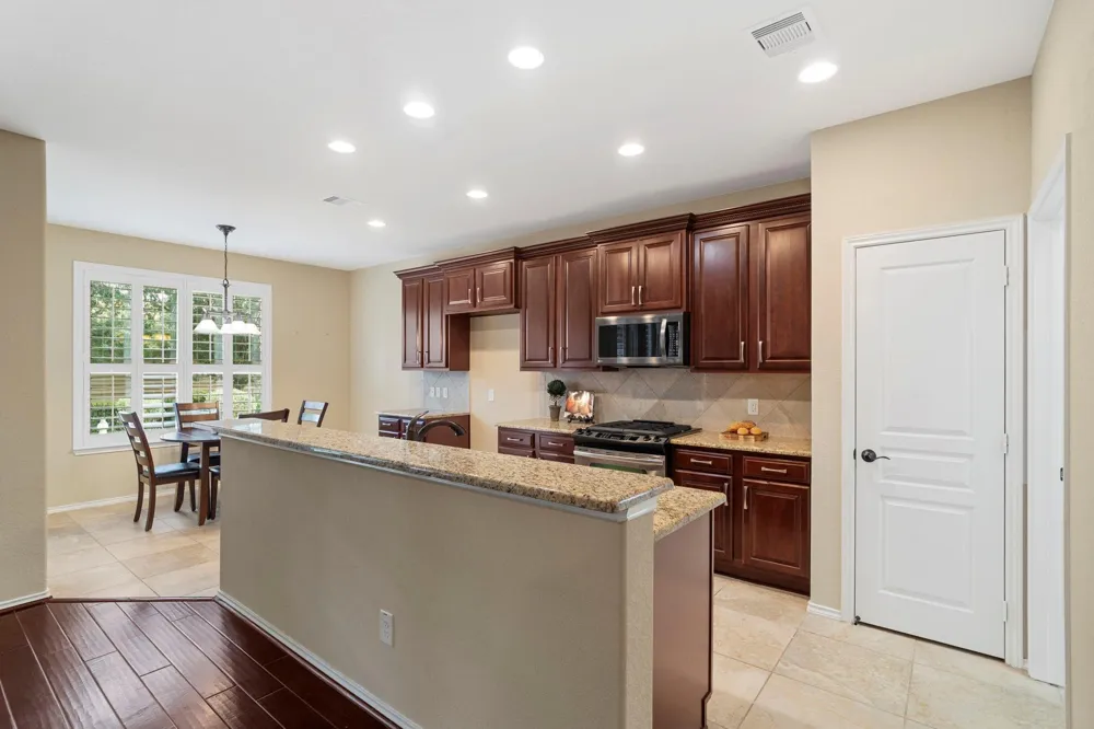3227 Persimmon Grove Richmond, TX 77469