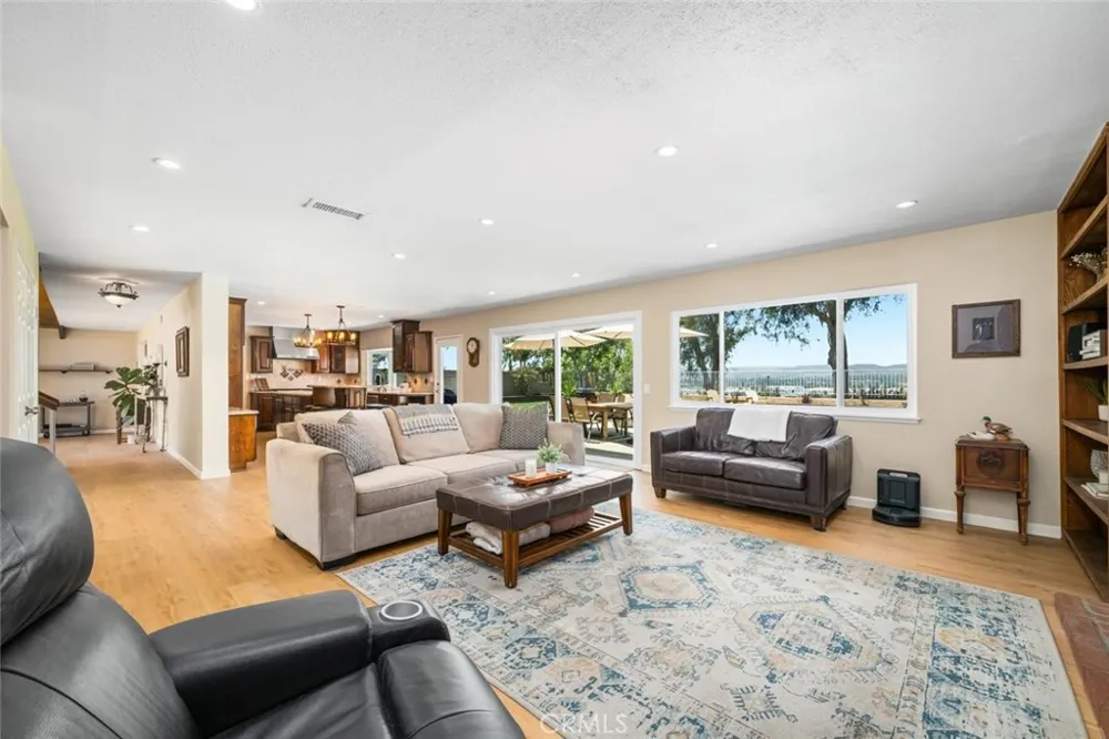 5339 E Quail Ridge Terrace Anaheim, CA 92807