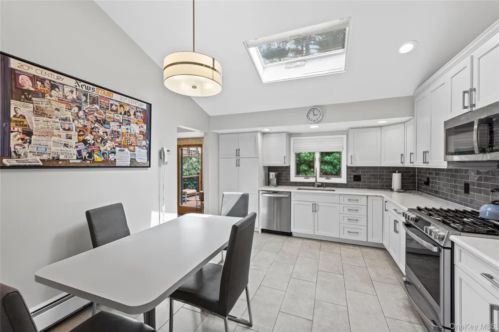 12 Jano Place Plainview, NY 11803