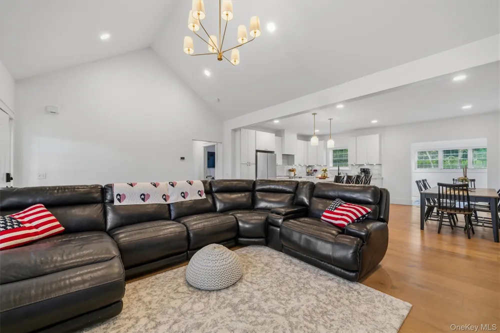 19 Firemens Lane Newburgh, NY 12550