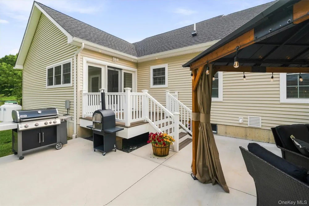 19 Firemens Lane Newburgh, NY 12550