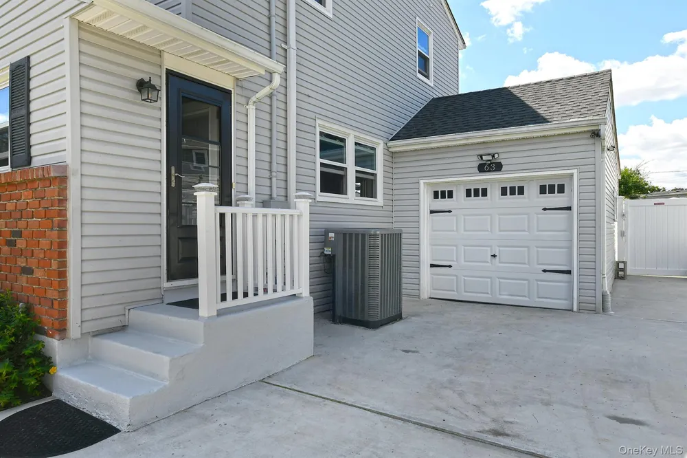 63 Michele Terrace Massapequa Park, NY 11762