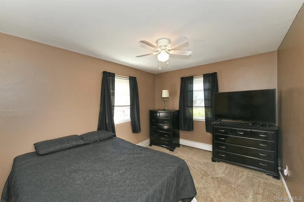 63 Michele Terrace Massapequa Park, NY 11762