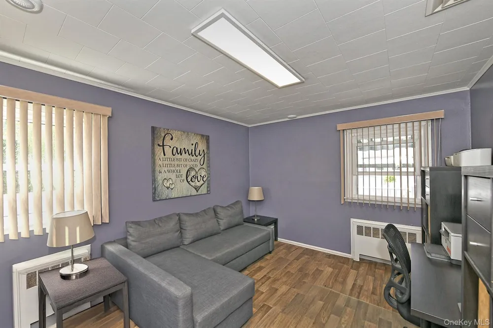 63 Michele Terrace Massapequa Park, NY 11762