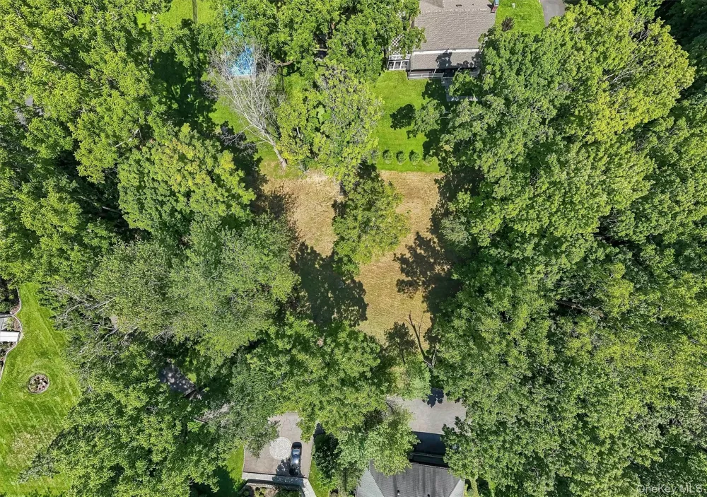 4 Davidson Drive Thornwood, NY 10594