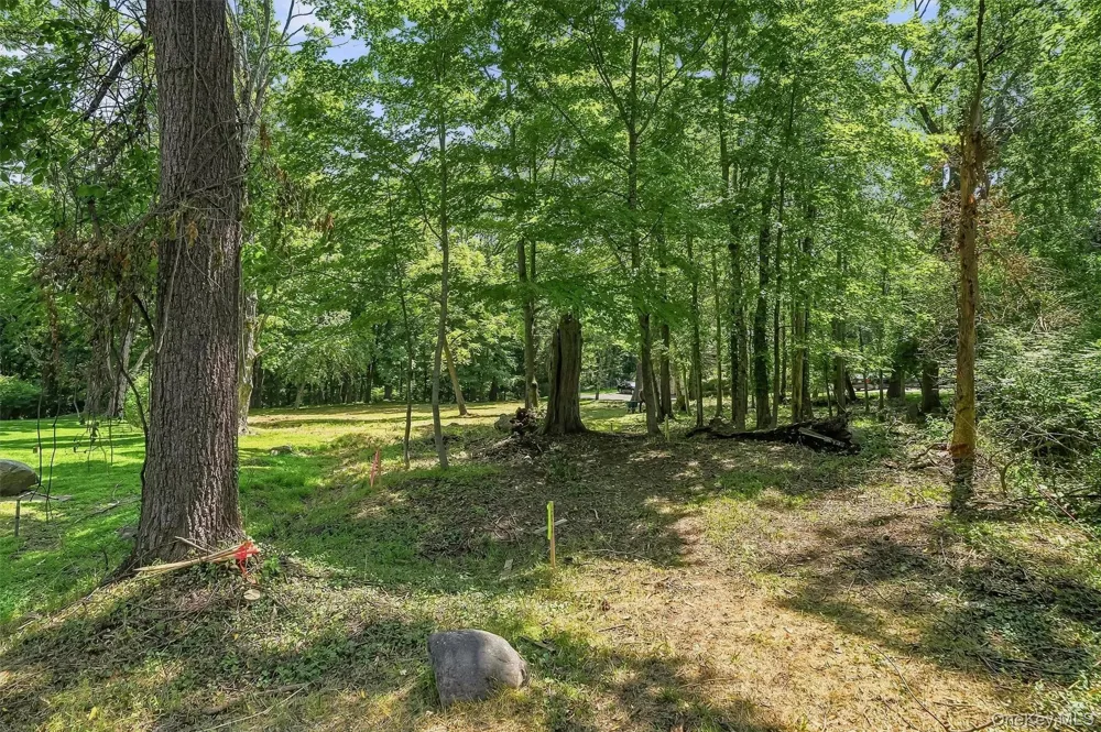 4 Davidson Drive Thornwood, NY 10594