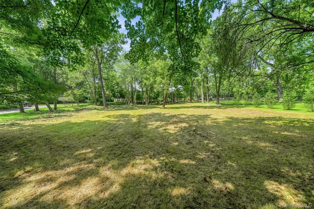 4 Davidson Drive Thornwood, NY 10594