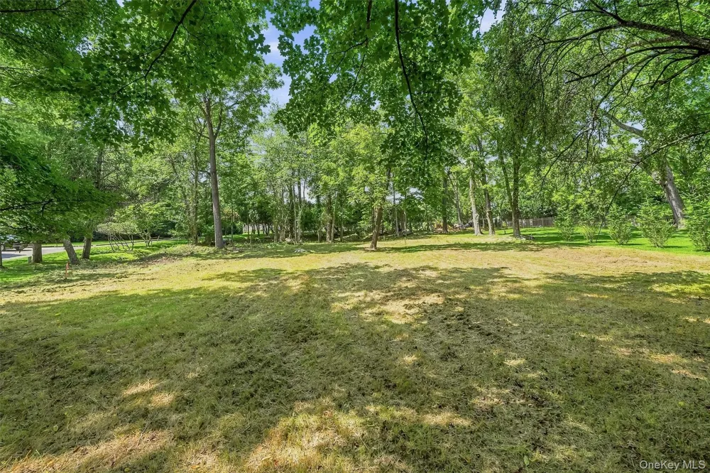4 Davidson Drive Thornwood, NY 10594