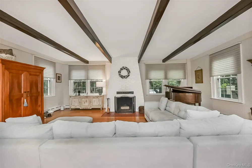 2-11 147th Street Whitestone, NY 11357