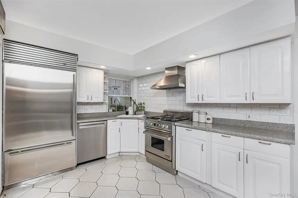 2-11 147th Street Whitestone, NY 11357