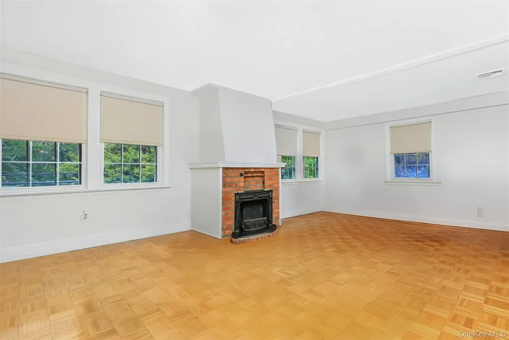 2-11 147th Street Whitestone, NY 11357