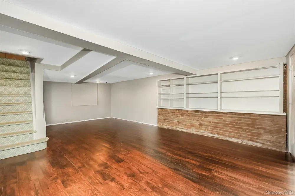 2-11 147th Street Whitestone, NY 11357