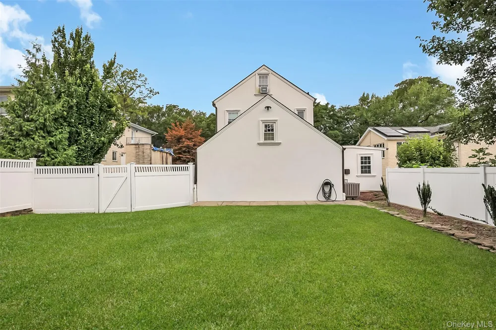 2-11 147th Street Whitestone, NY 11357