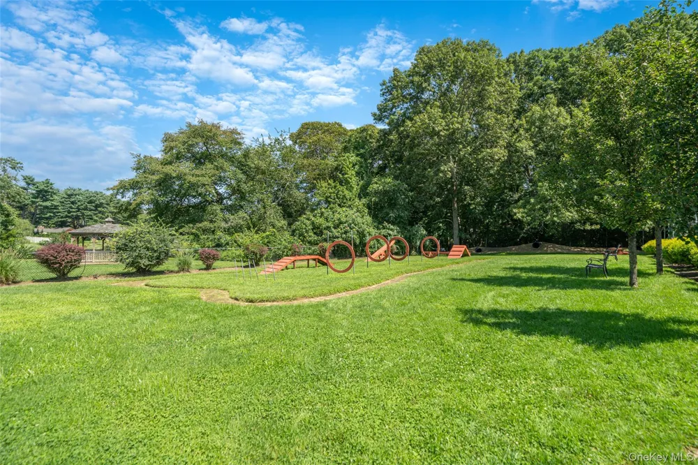 78 Artist Lake Drive Middle Island, NY 11953