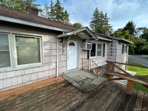 47 Lake Region Boulevard