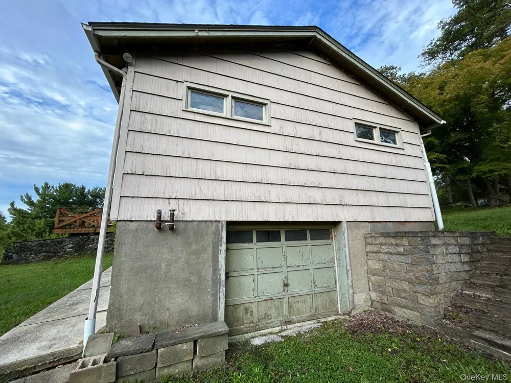 47 Lake Region Boulevard Monroe, NY 10950