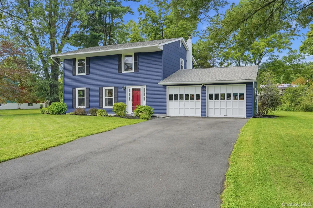 24 Esther Place Lake Katrine, NY 12449