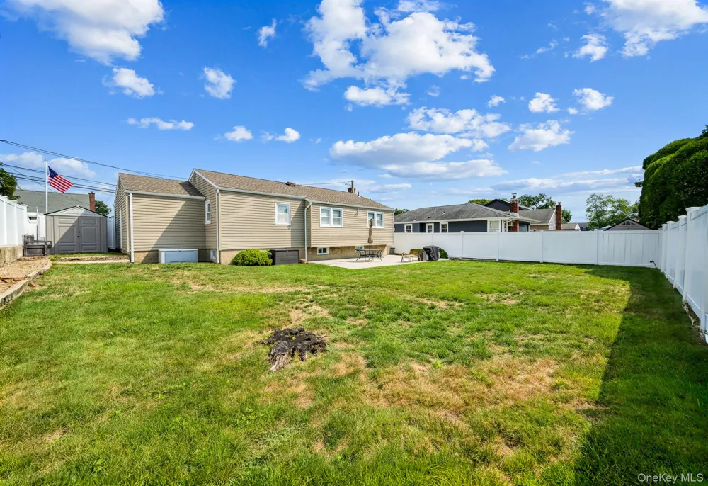 40 Elm Avenue Farmingdale, NY 11735