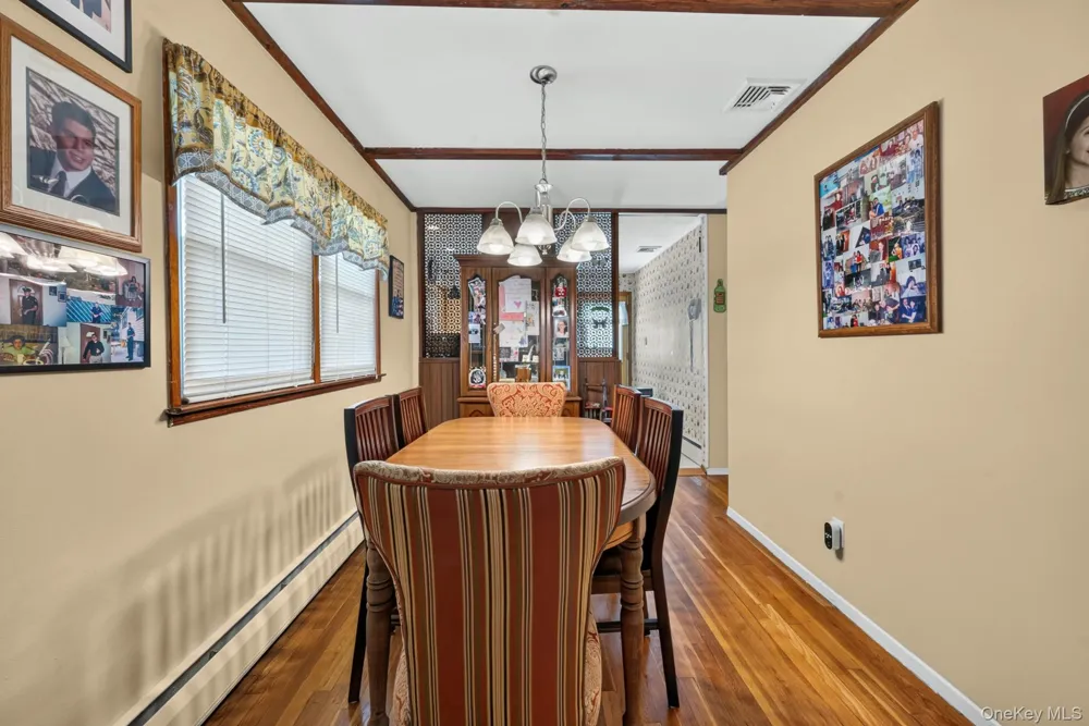 40 Elm Avenue Farmingdale, NY 11735