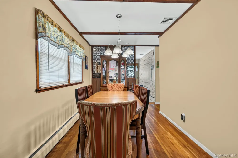 40 Elm Avenue Farmingdale, NY 11735