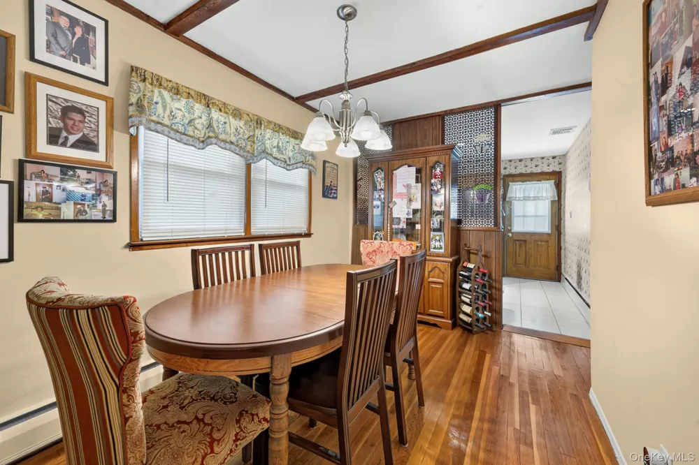 40 Elm Avenue Farmingdale, NY 11735