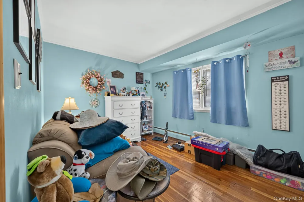 40 Elm Avenue Farmingdale, NY 11735