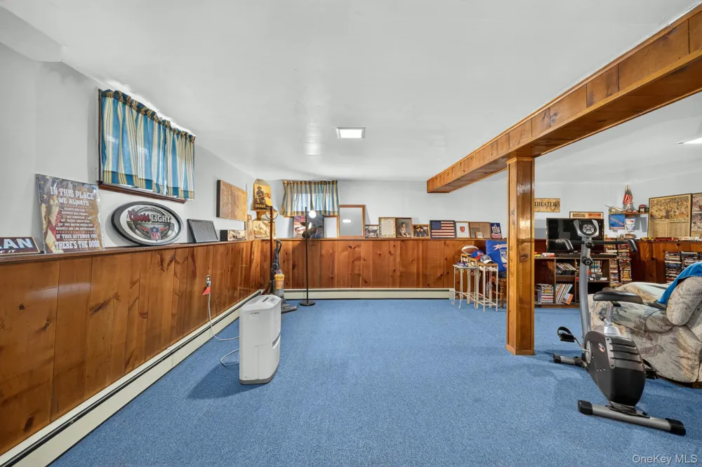 40 Elm Avenue Farmingdale, NY 11735