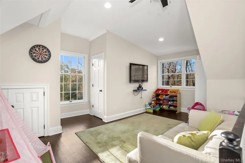 22 Lake Ridge Road Bedford Corners, NY 10549