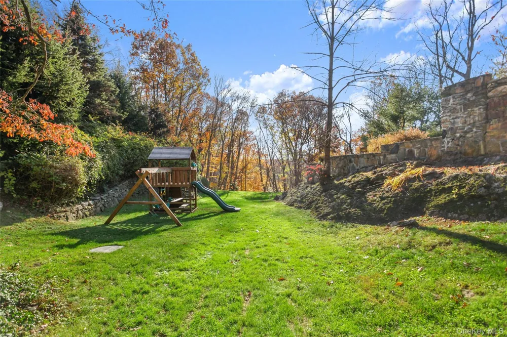 22 Lake Ridge Road Bedford Corners, NY 10549