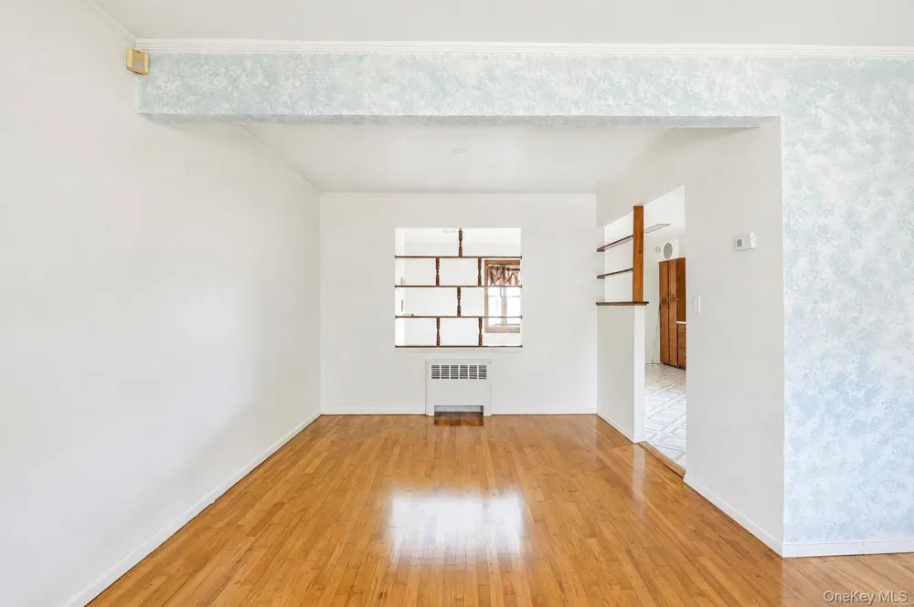 1425 Pine Drive Bay Shore, NY 11706