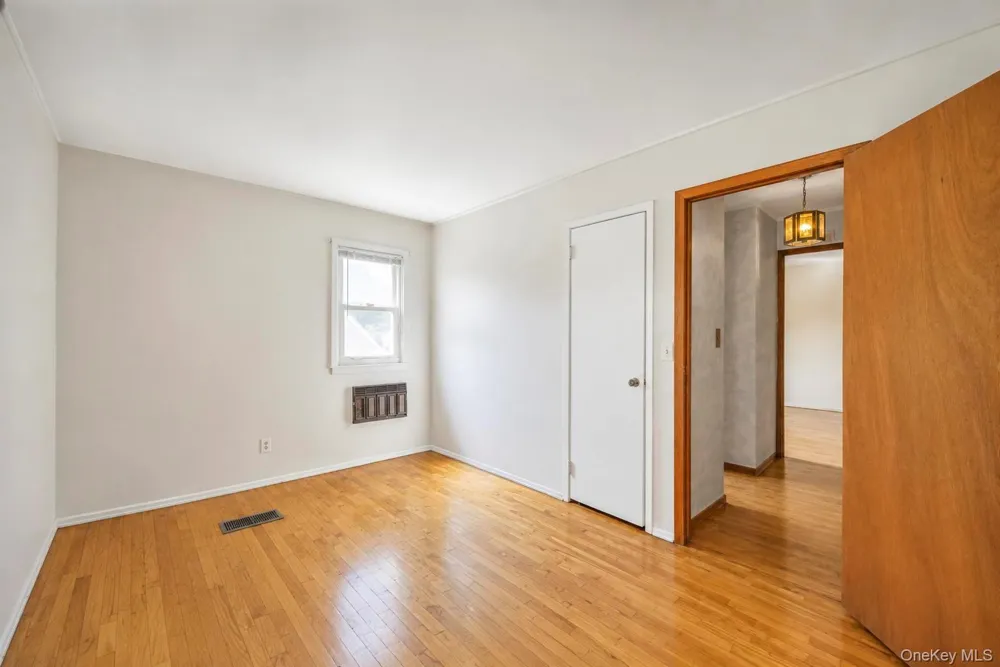 1425 Pine Drive Bay Shore, NY 11706
