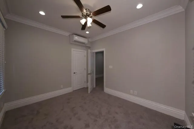 25 Trinity Place #6C Hewlett, NY 11557