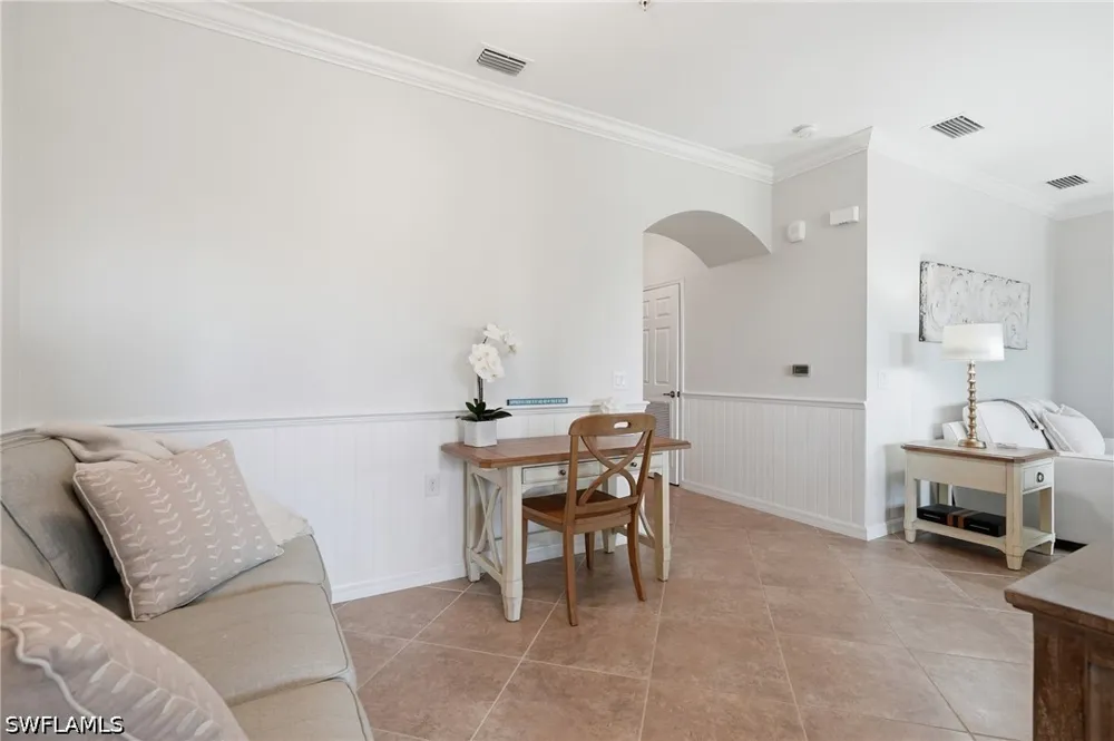 Giaveno Circle #1742 Naples, FL 34113