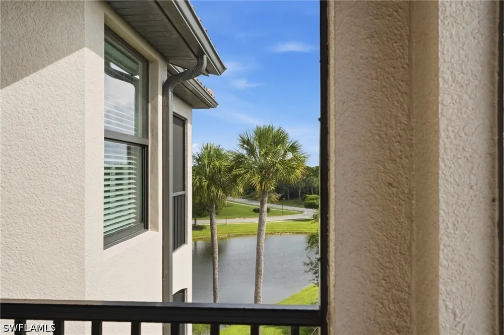 Giaveno Circle #1742 Naples, FL 34113