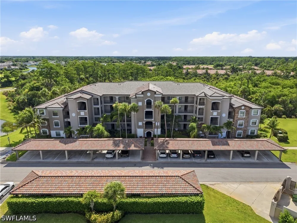 Giaveno Circle #1742 Naples, FL 34113