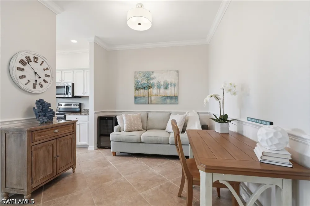 Giaveno Circle #1742 Naples, FL 34113